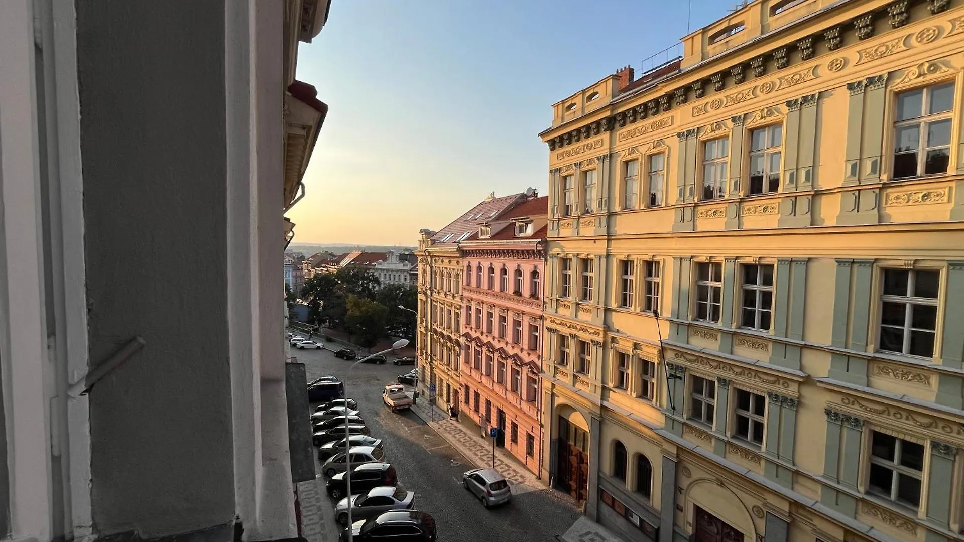 Cozy Atmos Apartments براغ